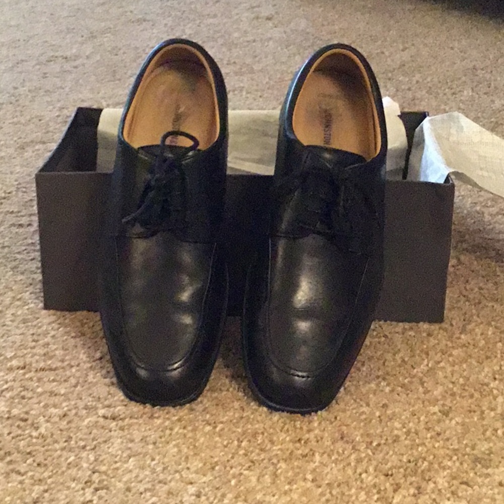 Men’s Johnston & Murphy Black Samford leather shoes